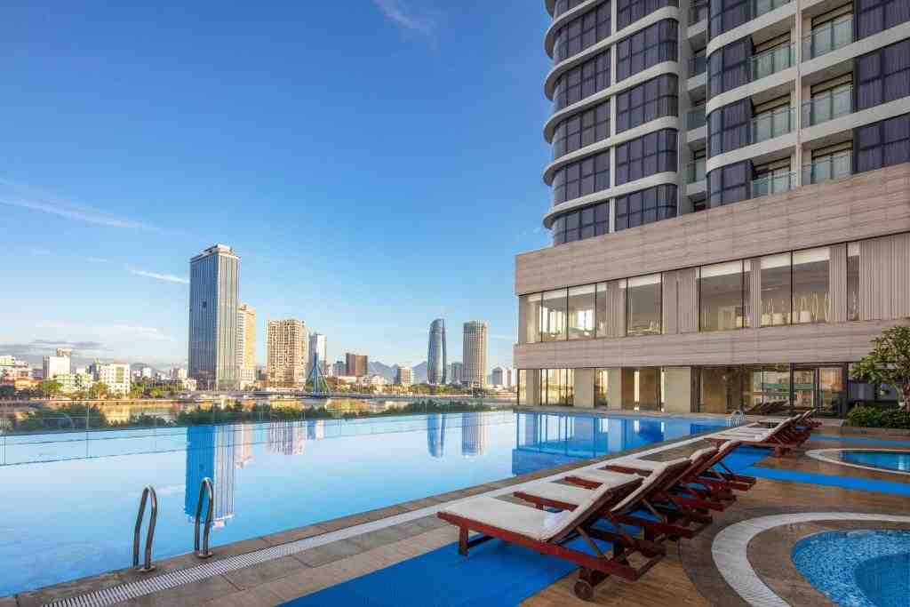 Combo VÉ MÁY BAY + NGHỈ DƯỠNG tại Meliá Vinpearl Danang Riverfront